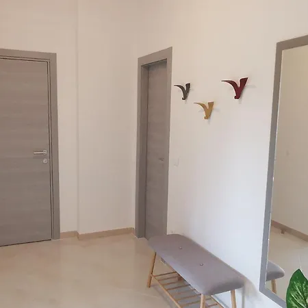 Appartement Pineta With Terrace & Park Wood View